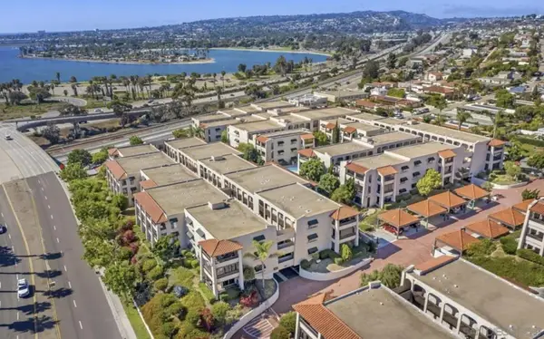 2510 Clairemont Drive #204, San Diego, CA 92117