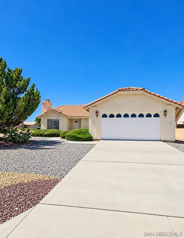 14744 Crofton Ln, Helendale, CA 92342
