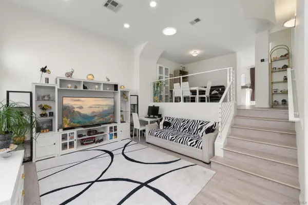 12613 El Camino Real #B, San Diego, CA 92130