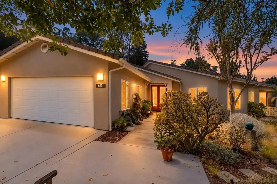 613 Carnation Lane, Fallbrook, CA 92028 - #3