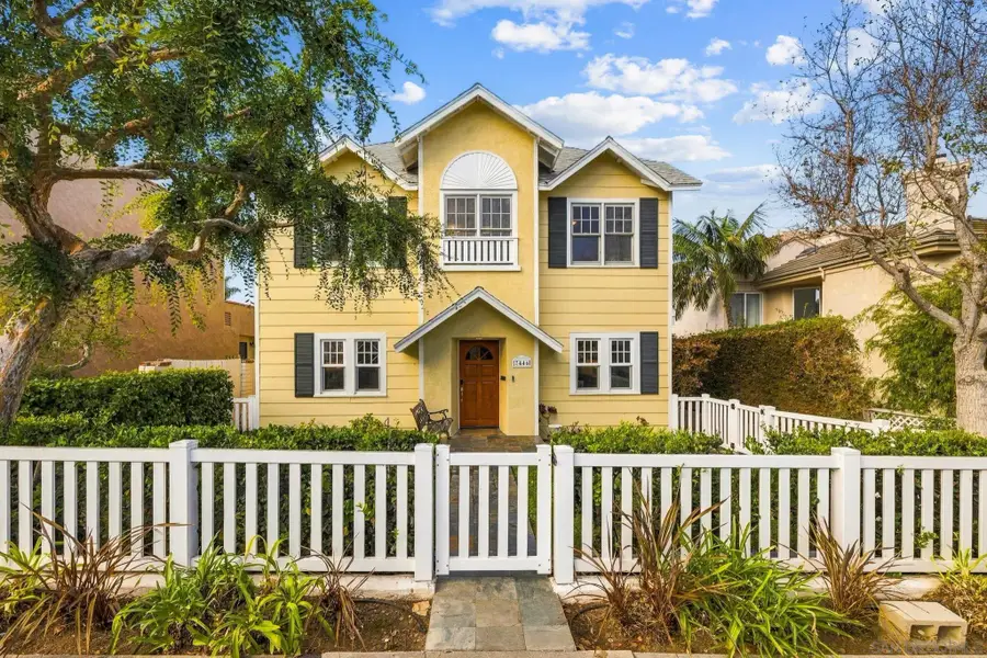 7444-7446 Draper Ave, La Jolla, CA 92037 - #2