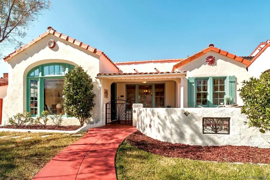 4632 W Talmadge Drive, San Diego, CA 92116 - #2