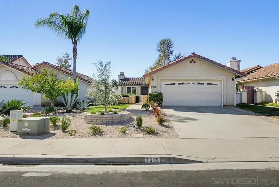 2319 Fair Oak Ct, Escondido, CA 92026 - #2