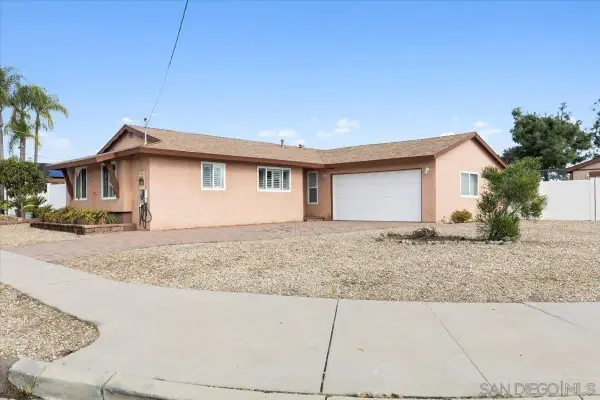 6501 Bantam Lake Ave., San Diego, CA 92119