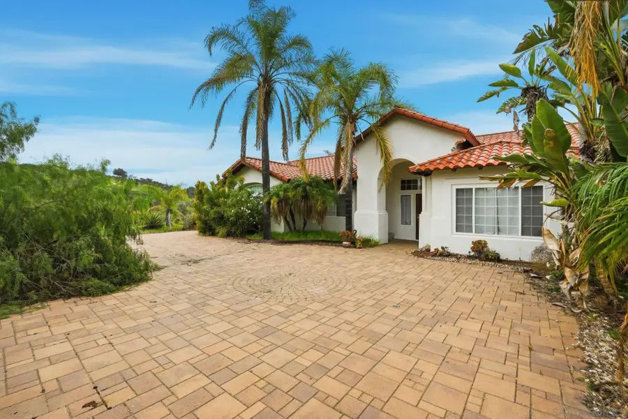 31732 Tracy Lyn Dr, Valley Center, CA 92082 - #3