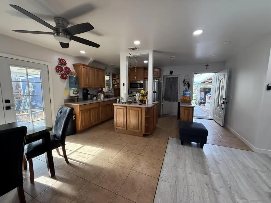 656 Parker Street, Oceanside, CA 92057 - Image #3