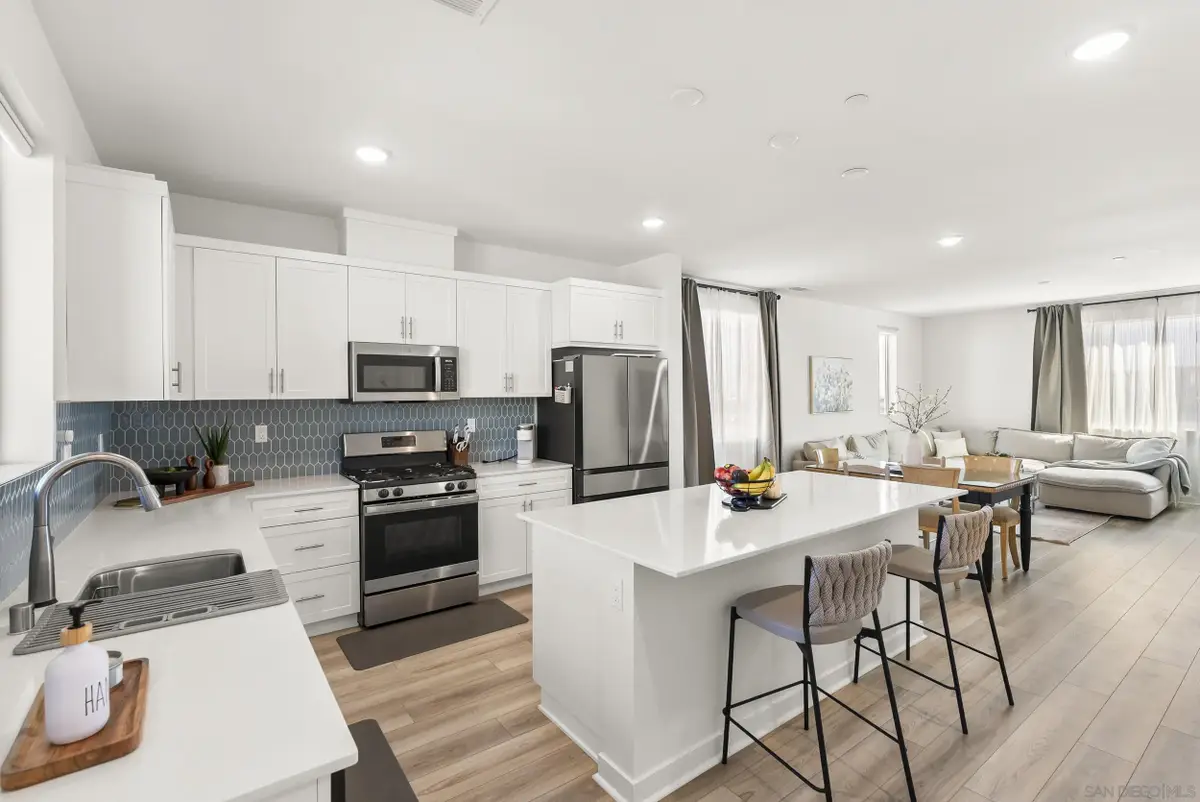 5310 Seacliff Pl #13, San Diego, CA 92154 - Image #1