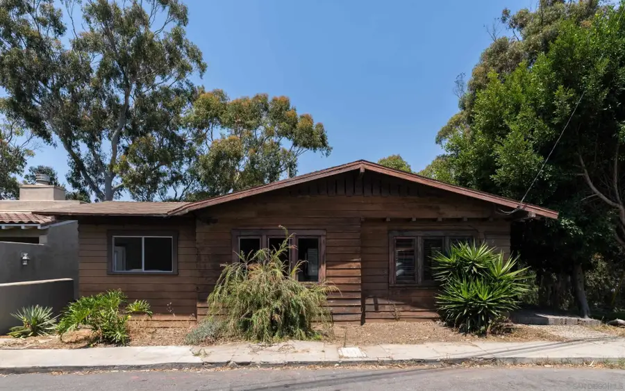 4396 Arcadia Dr, San Diego, CA 92103 - Image #2