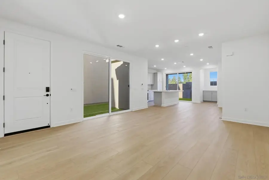 112 Village Walk Way, Ramona, CA 92065 - Image #3