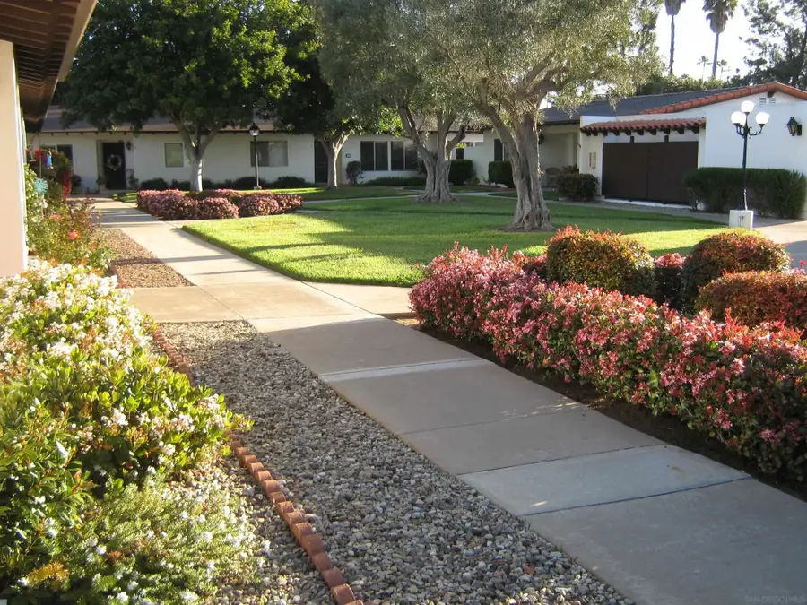 16555 Caminito Vecinos #39, San Diego, CA 92128 - Image #2