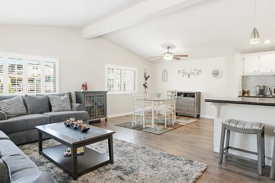 1723 Kiwi Gln, Escondido, CA 92026 - Image #2