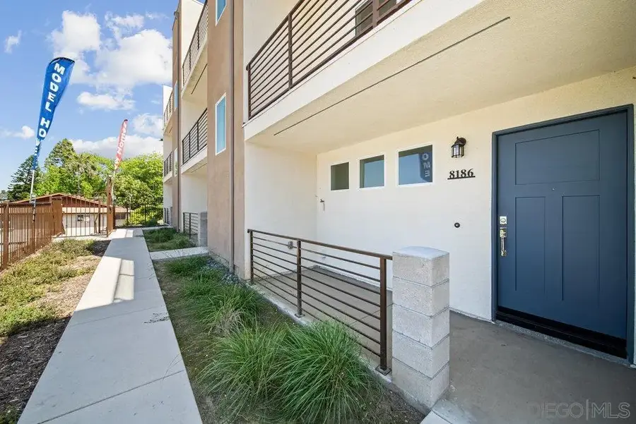 8186 Golden Ave, Lemon Grove, CA 91945 - Image #2