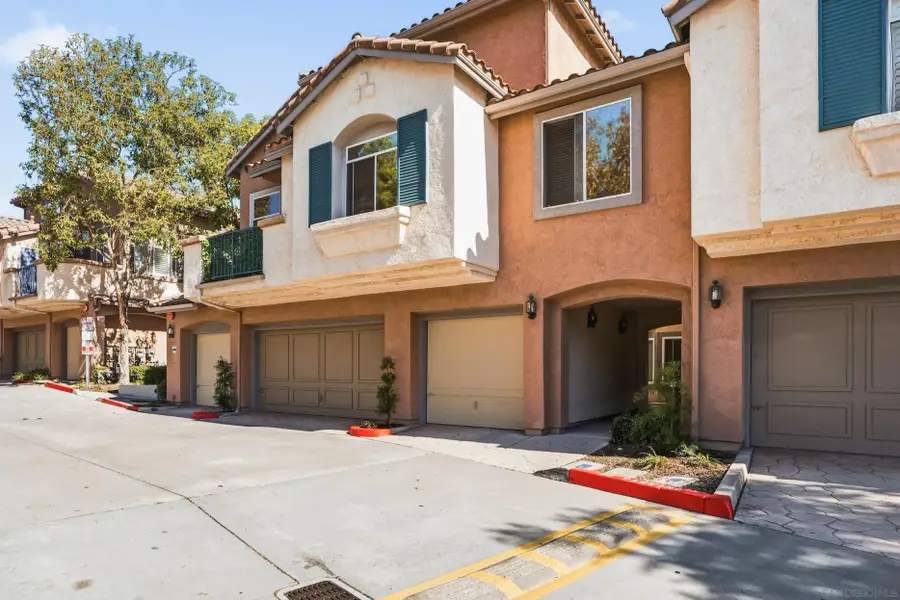 11382 Via Rancho San Diego #Unit C, El Cajon, CA 92019 - Image #2