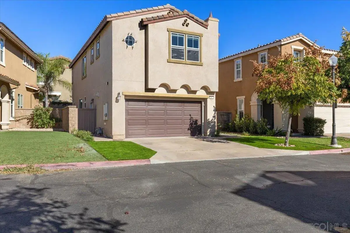 10034 Leavesly Trail, Santee, CA 92071 - Image #1