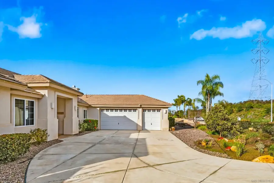 28250 Deep Canyon Dr, Escondido, CA 92026 - Image #3