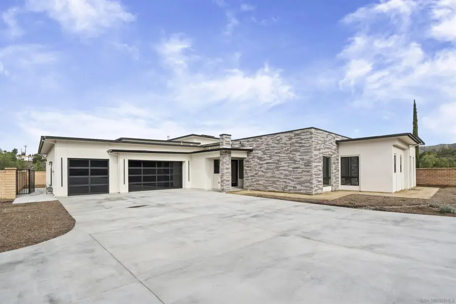 16925 Old Coach Rd, Poway, CA 92064 - Image #2