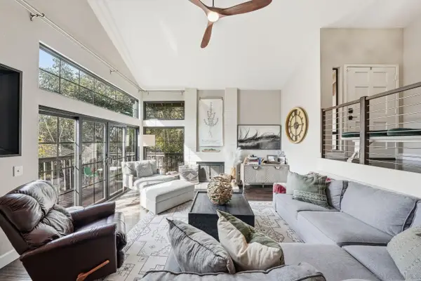 1571 Woody Hills Dr, El Cajon, CA 92019