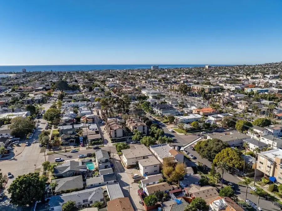 1805 Thomas Ave, San Diego, CA 92109 - Image #3