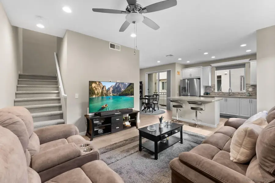 2532 S Escondido Blvd #204, Escondido, CA 92025 - Image #2