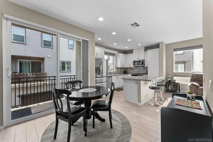 2532 S Escondido Blvd #204, Escondido, CA 92025 - Image #3