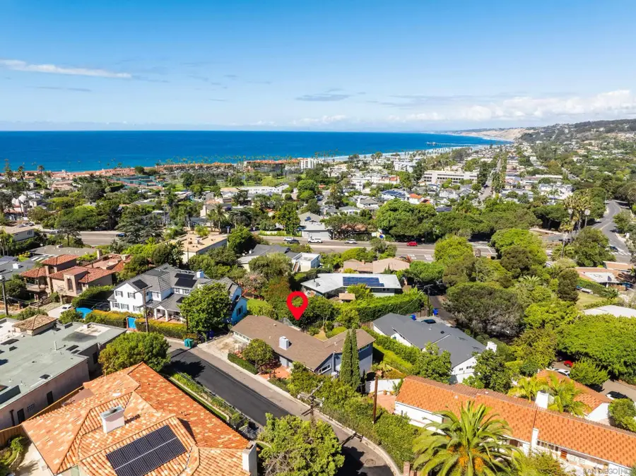 7850 Roseland Dr, La Jolla, CA 92037 - #3
