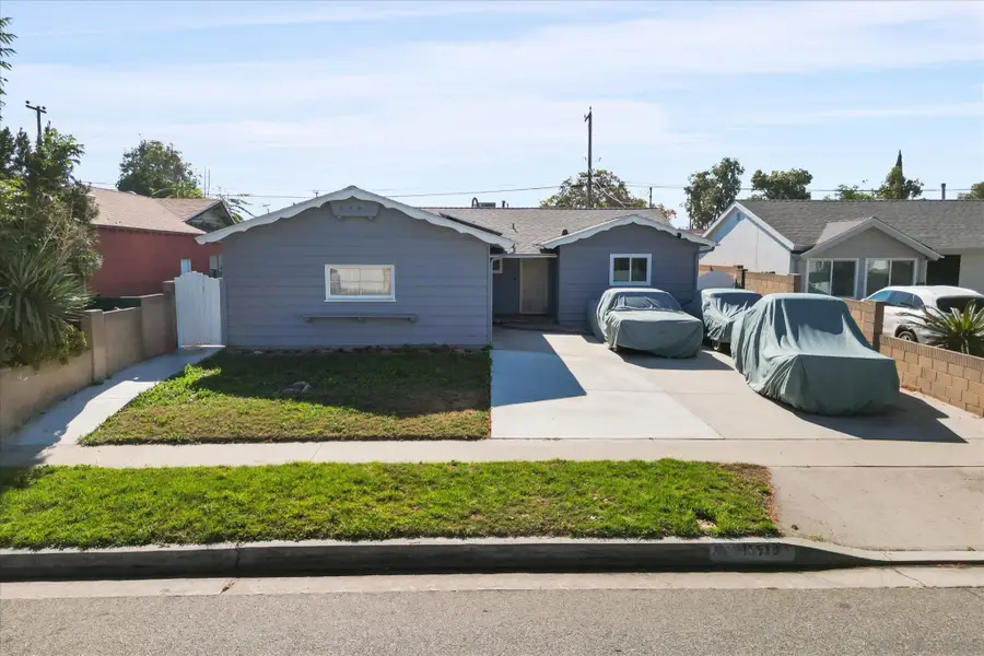 11518 205th St, Lakewood, CA 90715 - Image #2