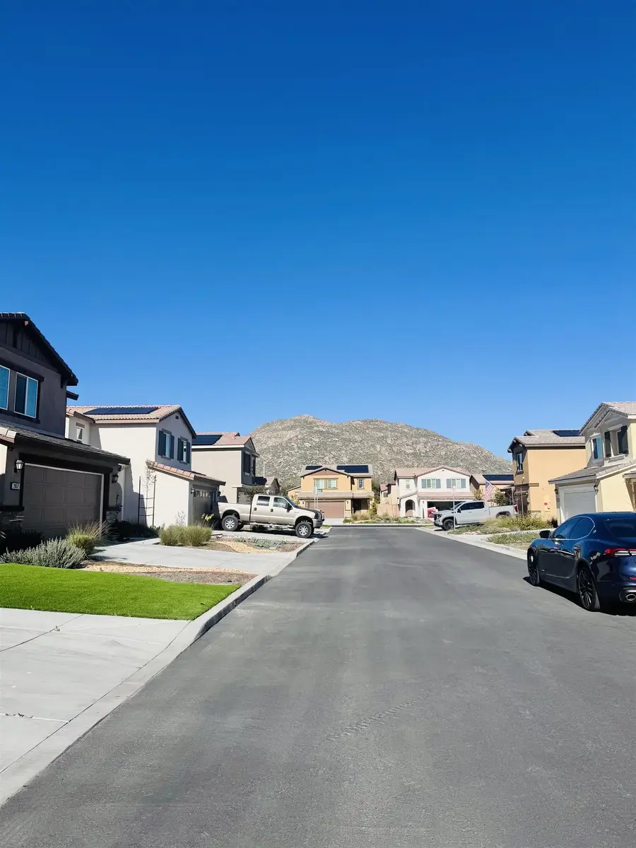 28533 Scorpion Ln, Winchester, CA 92596 - Image #3