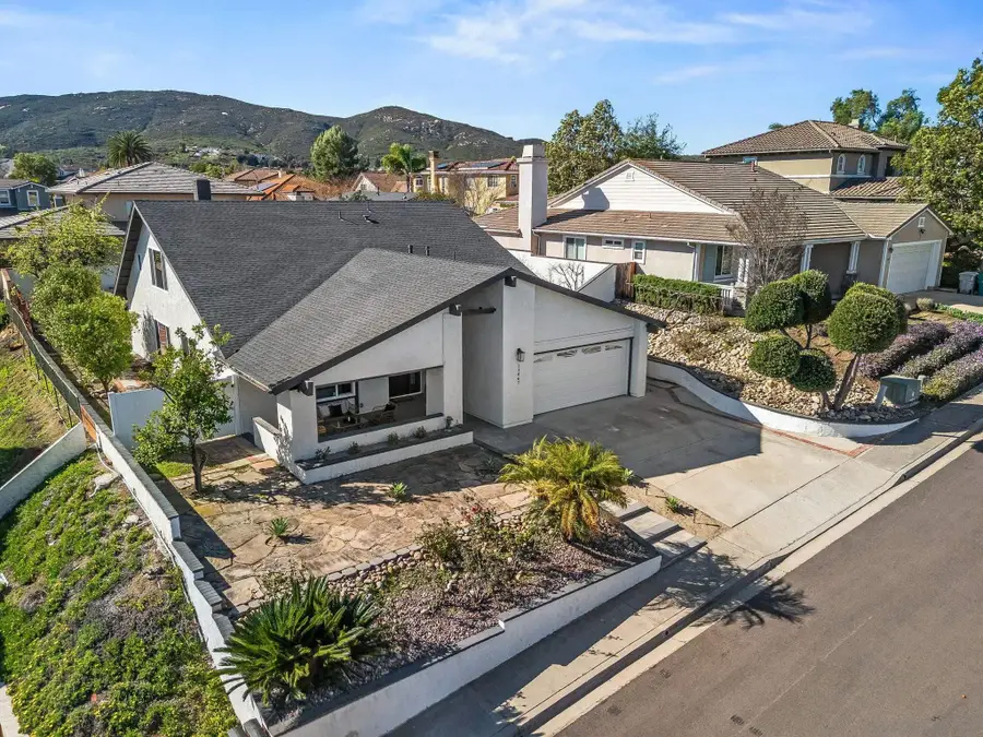 11467 Aliento Ct, San Diego, CA 92127 - Image #3