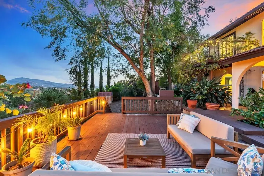 2460 Reill View Dr, Escondido, CA 92025 - Image #2