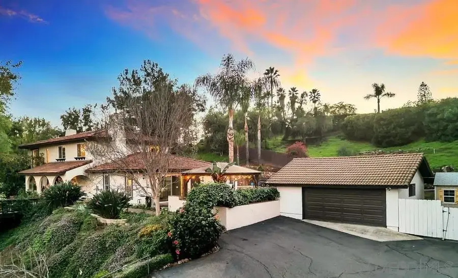 2460 Reill View Dr, Escondido, CA 92025 - Image #3