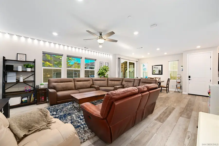 10929 Tyler Way, San Diego, CA 92129 - Image #2