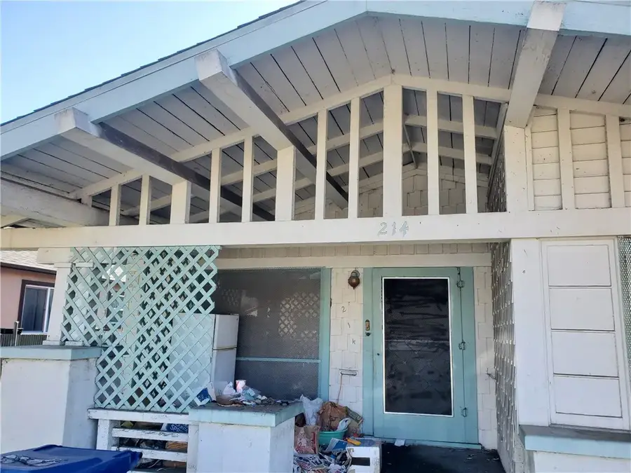 214 E 85th Street, Los Angeles, CA 90003 - Image #2