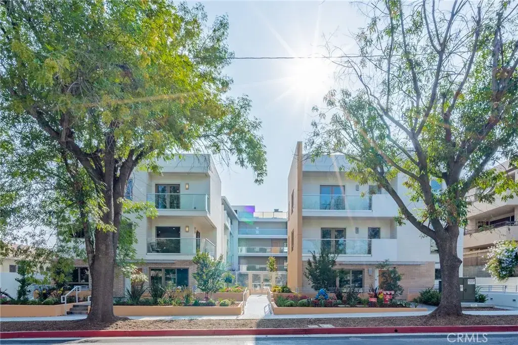 137 S Wilson Avenue #106, Pasadena, CA 91106 - Image #1