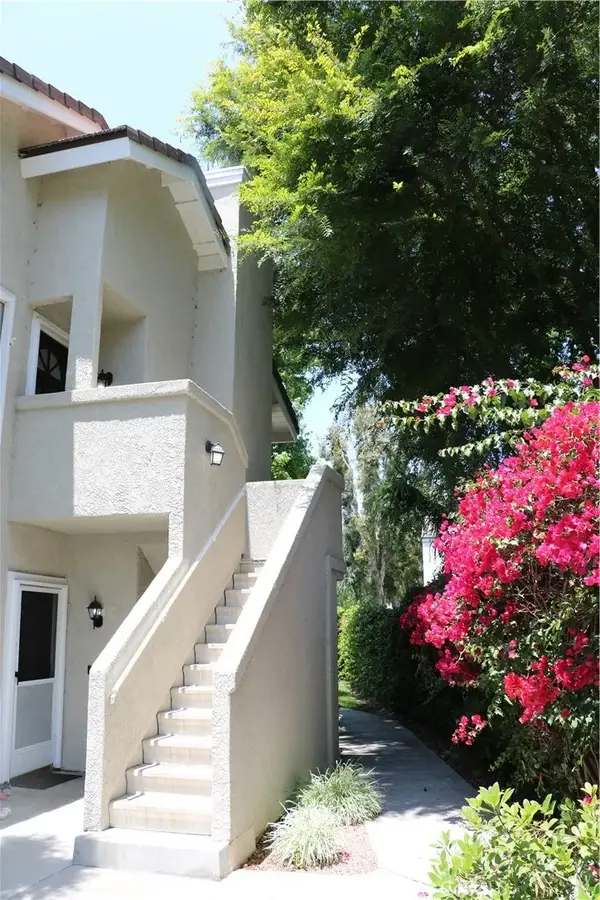 80 Greenmoor #40, Irvine, CA 92614