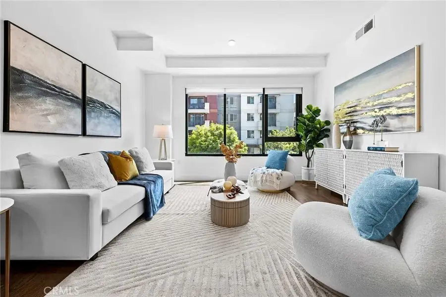 709 E Walnut Street #227, Pasadena, CA 91101 - Image #2