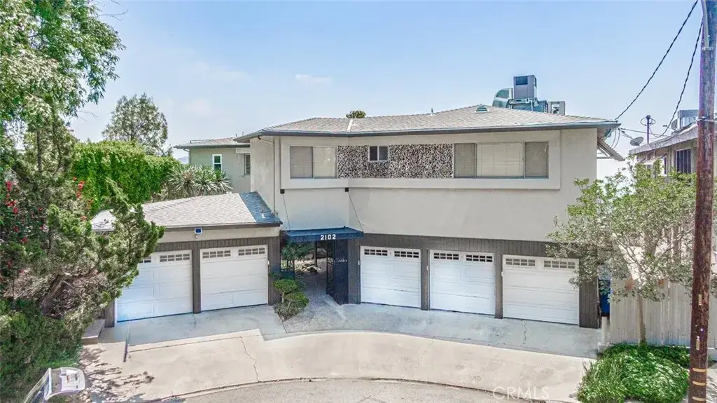 2102 La Canada Crest Drive #B, La Canada Flintridge, CA 91011 - Image #1