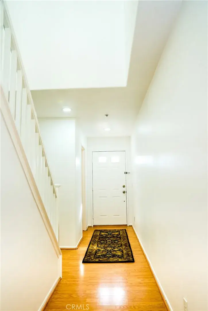 214 Violet Avenue #E, Monrovia, CA 91016 - Image #3