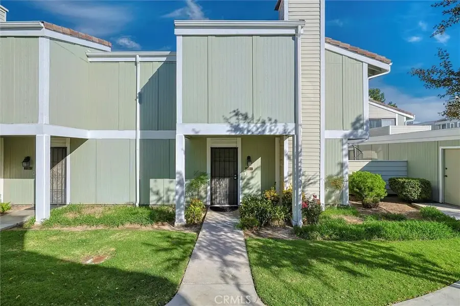 27130 Hidaway #2, Canyon Country, CA 91351 - Image #3