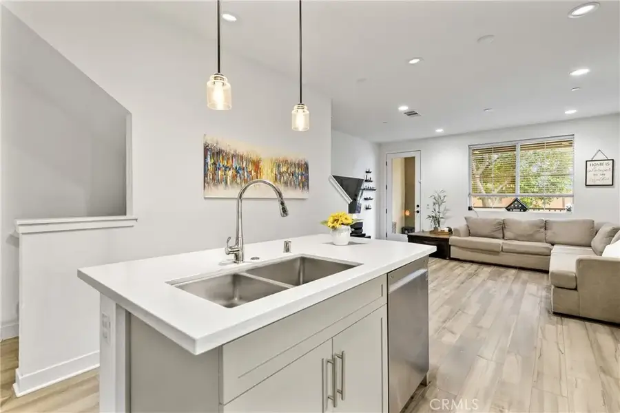 2560 Valentina Way #2, Commerce, CA 90040 - Image #3