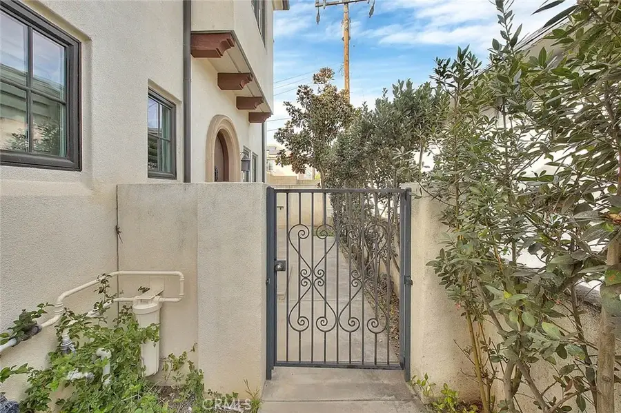 1058 Sunset Boulevard #B, Arcadia, CA 91007 - #2