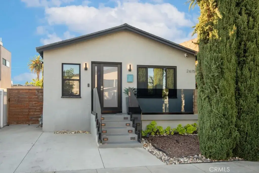 2615 Clyde Ave, Los Angeles, CA 90016 - Image #1