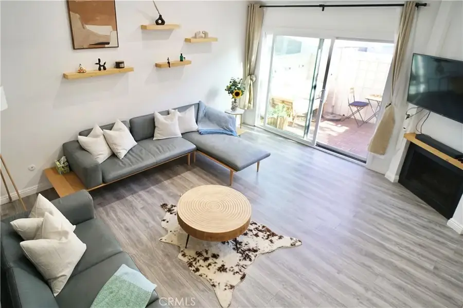 596 W Huntington #F, Arcadia, CA 91007 - #3