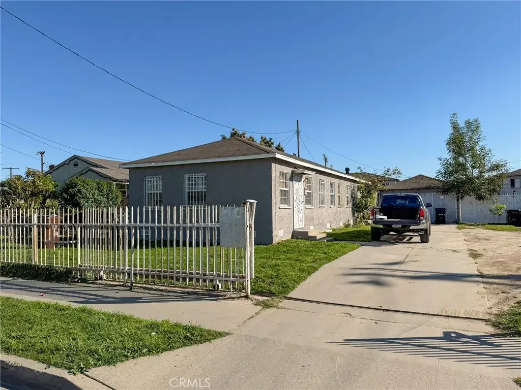 804 E Oaks, Compton, CA 90221 - #1