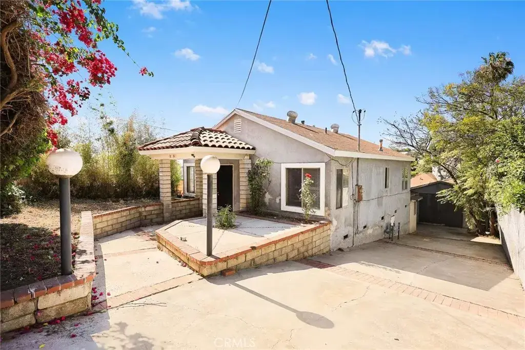 1451 Volney, East Los Angeles, CA 90063 - #1