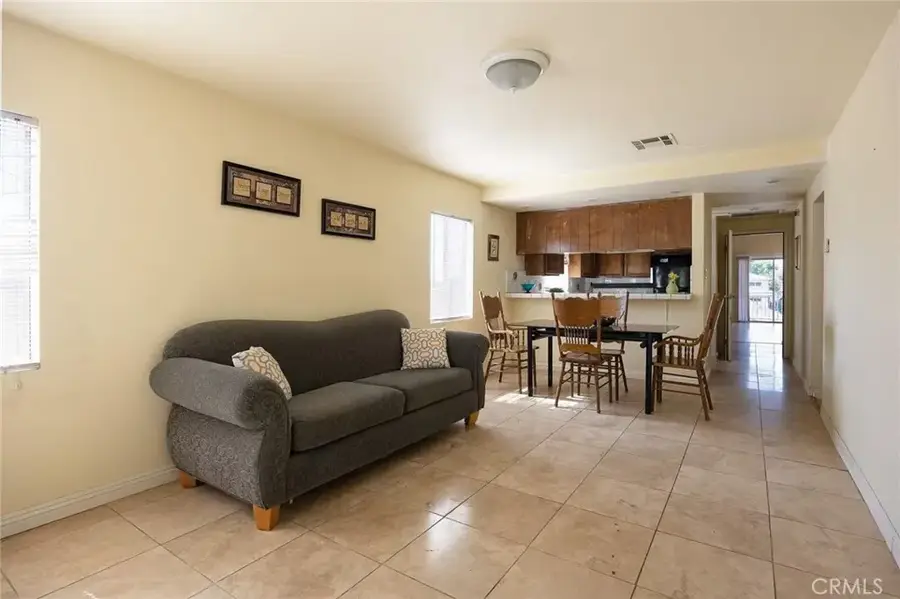 1451 Volney, East Los Angeles, CA 90063 - #3