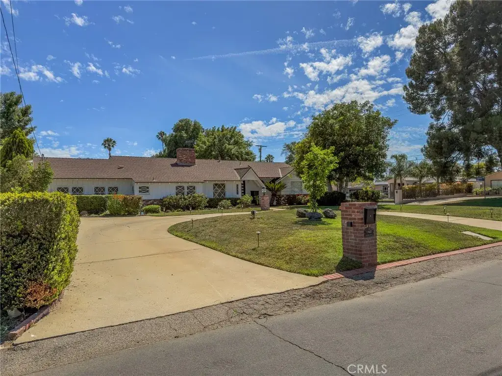 17822 Community, Northridge, CA 91325 - #1