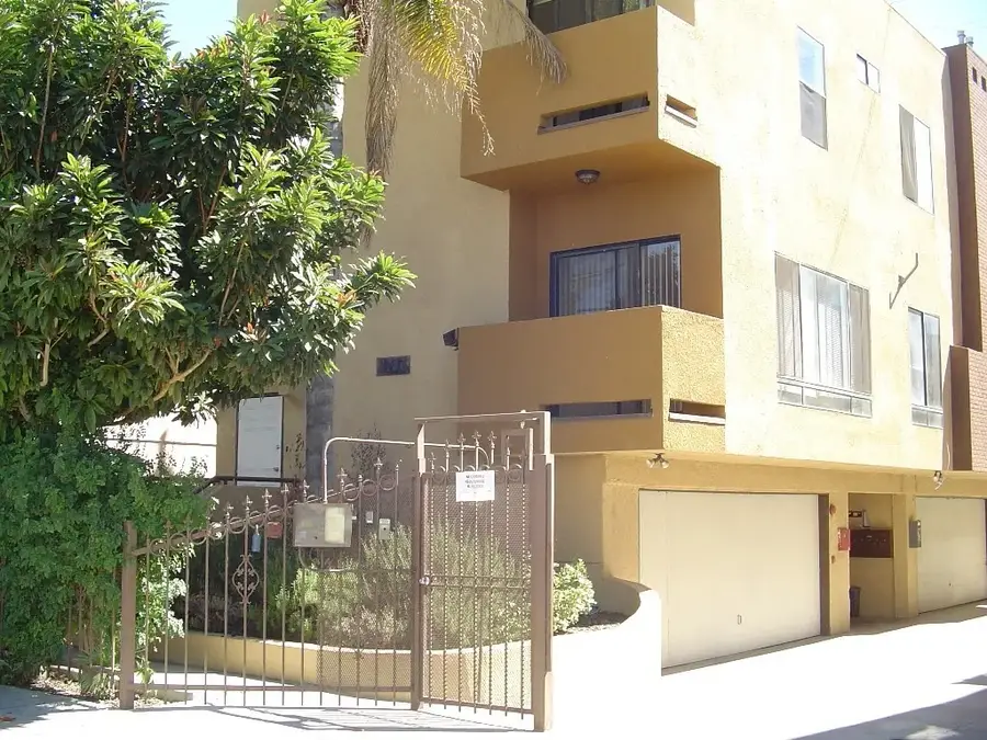 8734 - 8736 Burnet, North Hills, CA 91343 - #2