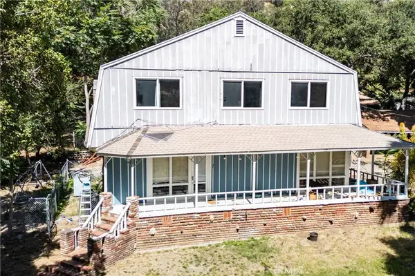 537 Cloverleaf Dr, Monrovia, CA 91016