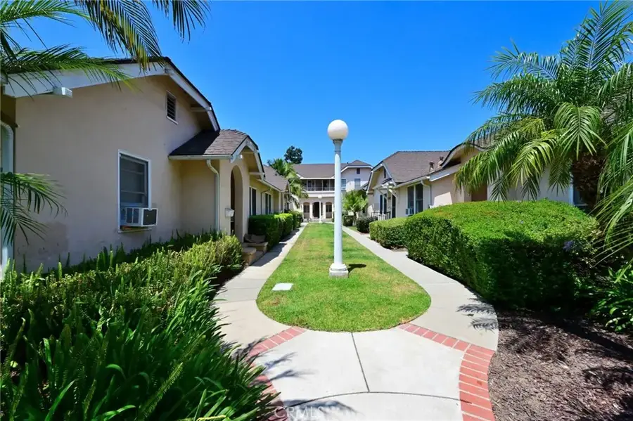 529-541 S El Molino Street, Pasadena, CA 91101 - #2