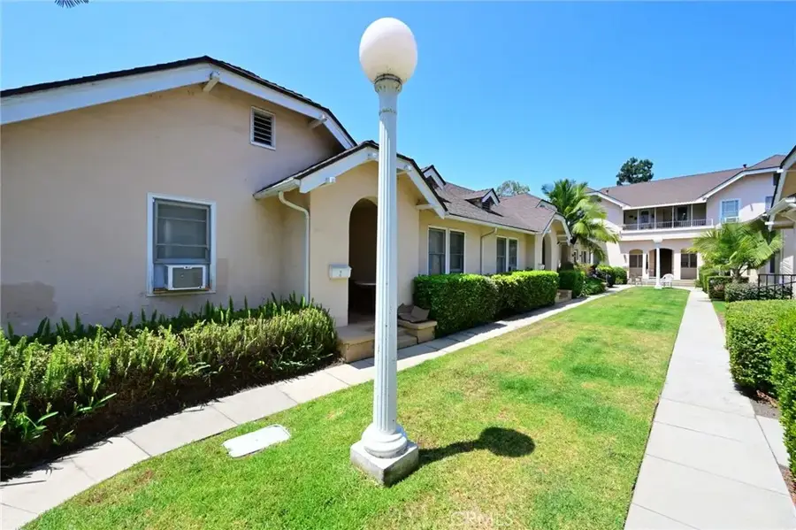 529-541 S El Molino Street, Pasadena, CA 91101 - #3